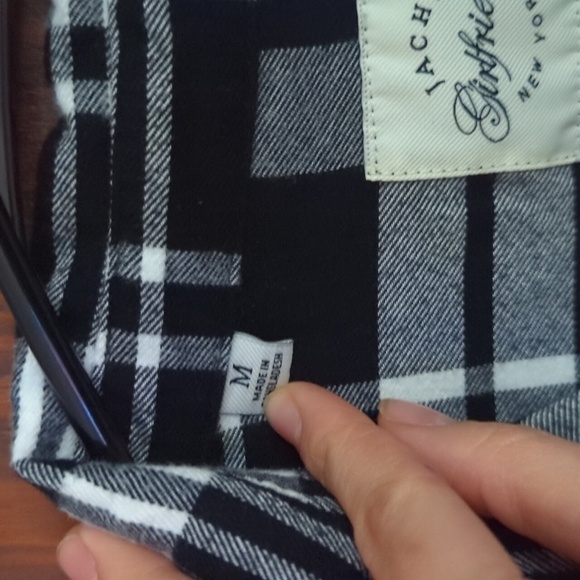 Zach's Girlfriend New York Black & White Plaid Button Down Shirt Size Medium - Picture 5 of 7